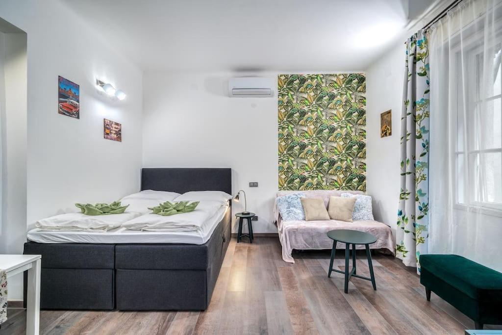 Danube Bank Hideaway Apartment Будапеща Екстериор снимка