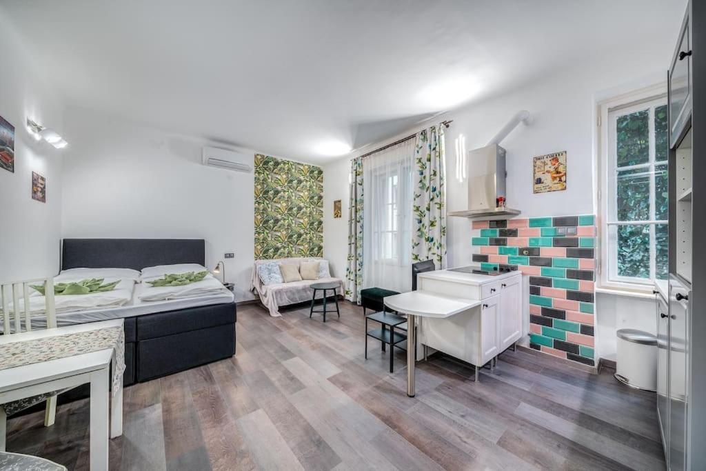 Danube Bank Hideaway Apartment Будапеща Екстериор снимка